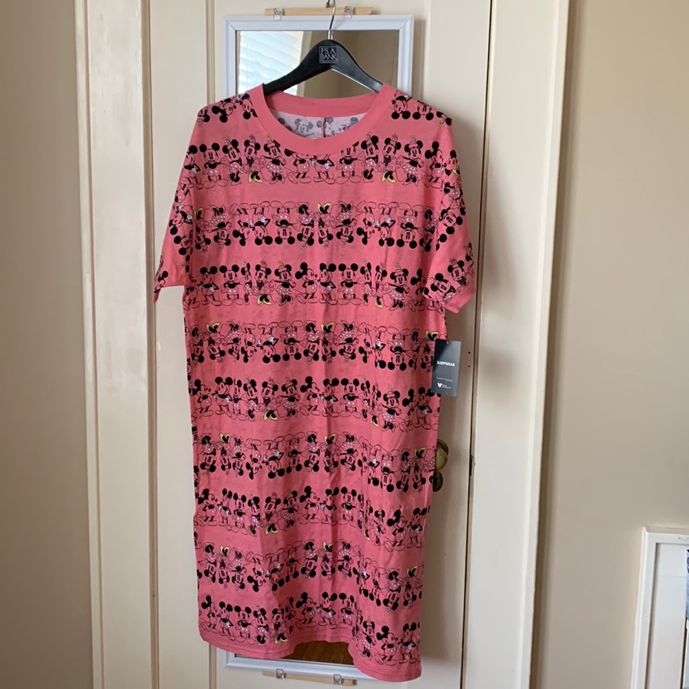 Disney Mickey Mouse sleepwear. Cute! Could use as dress or beach cover-up. Small